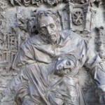 Bronzerelief von Bert Gerresheim mit Ausschnitten aus dem Leben vom Mönch Friedrich Spee