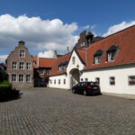 Ansichten rund um den Suitbertus-Stiftsplatz