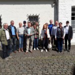 Die Teilnehmer/innen des Rundgangs