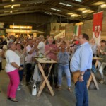 Es wurde gesungen, geschunkelt und getanzt.