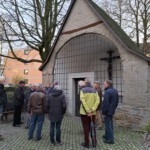 Kreuz im Heiligenhäuschen Kreuzstraße